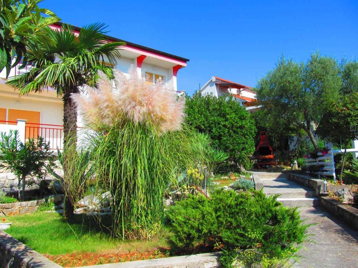 Apartments Natasa Krk Town Exterior photo